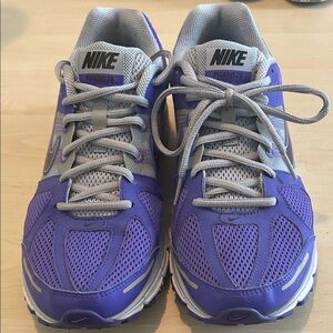 Nike Pegasus 28 Women's Sneakers - Purple and Gray
